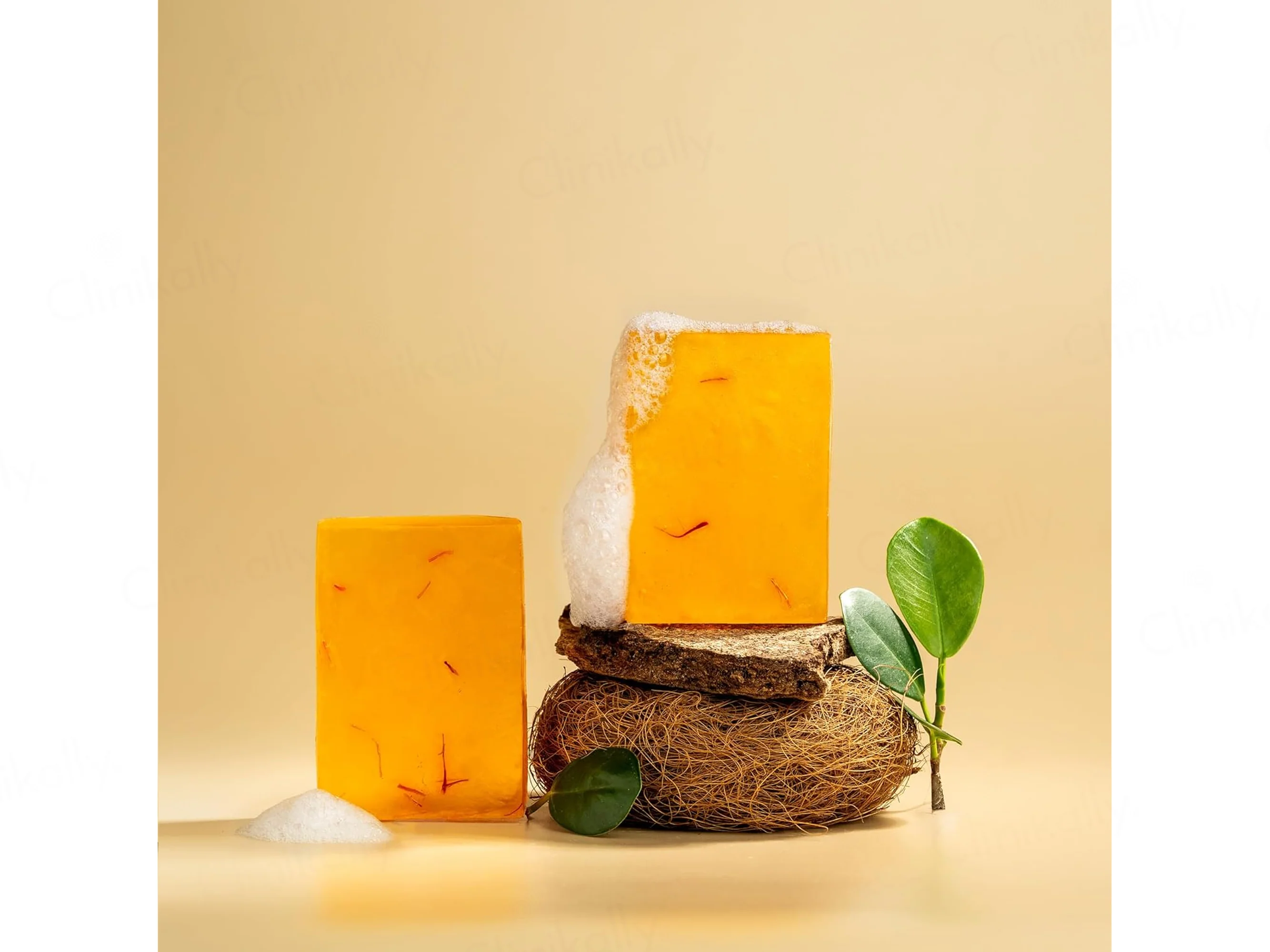 Arish Organic Kumkumadi Radiance Glow Soap - Image 5