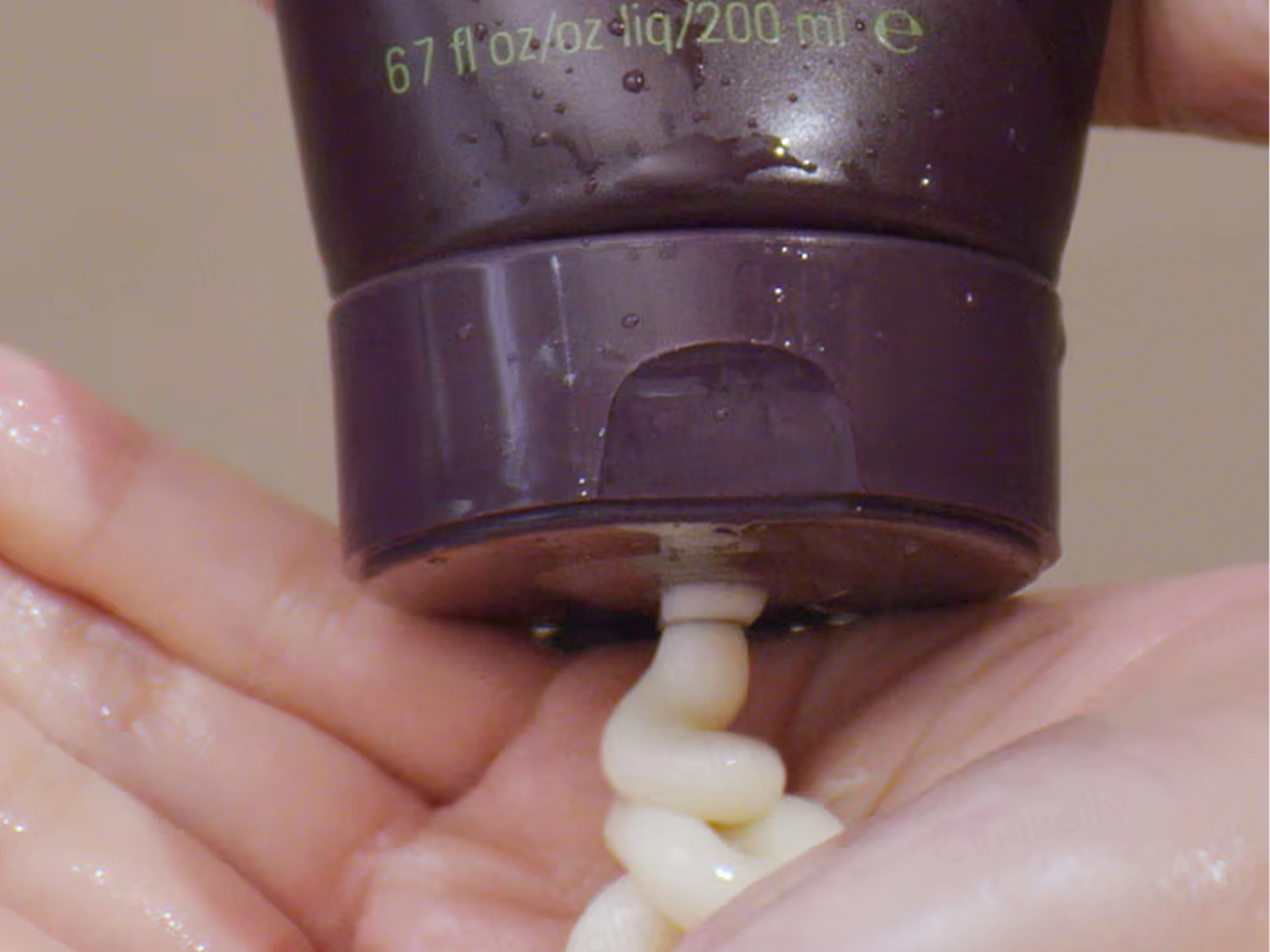 Aveda Invati Ultra Advanced Thickening Conditioner For Thinning Hair - Image 3