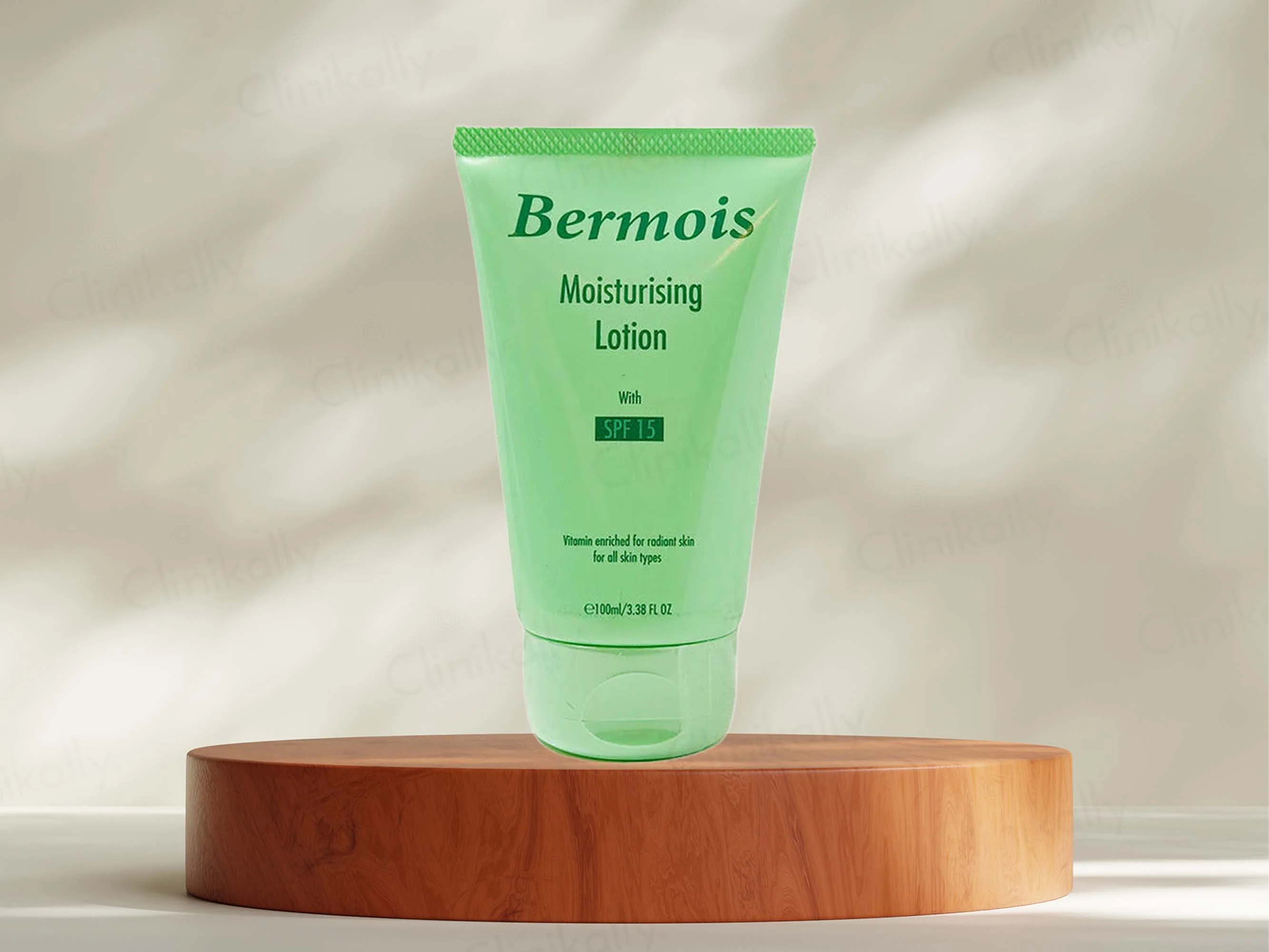 Bermois Moisturising Lotion Sunscreen With SPF 15 - Image 3