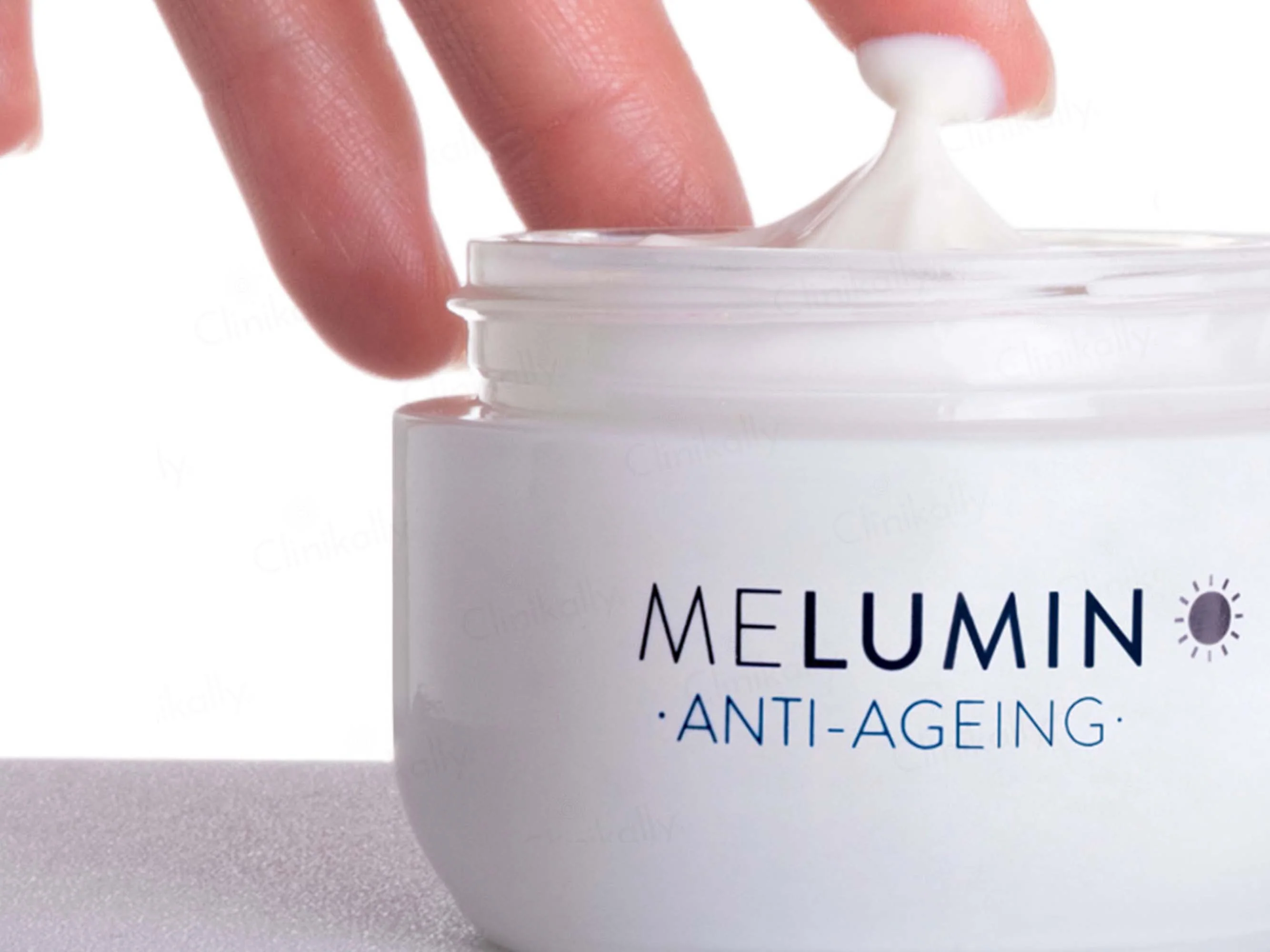 Dermedic Melumin Anti-Ageing Brightening Protective Day Cream SPF 50+ - Image 3
