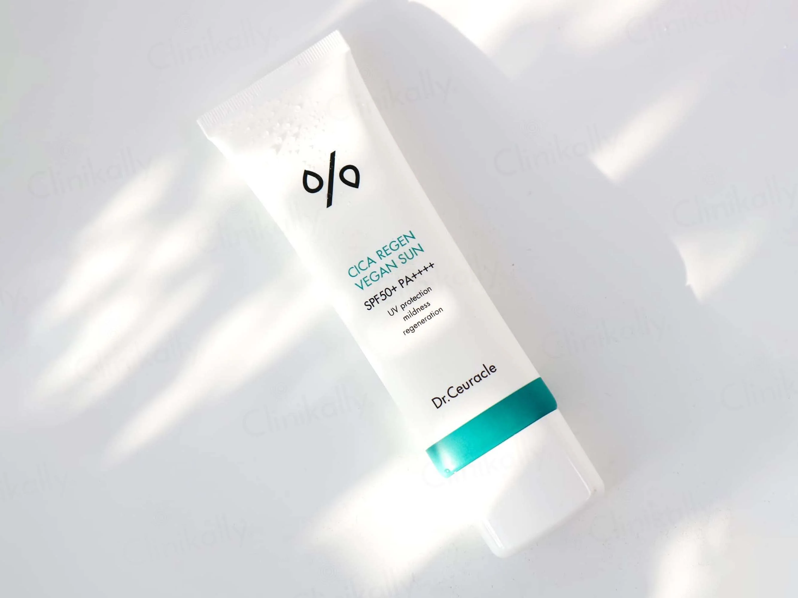 Dr. Ceuracle Cica Regen Vegan Sun SPF 50+ PA++++ - Image 5