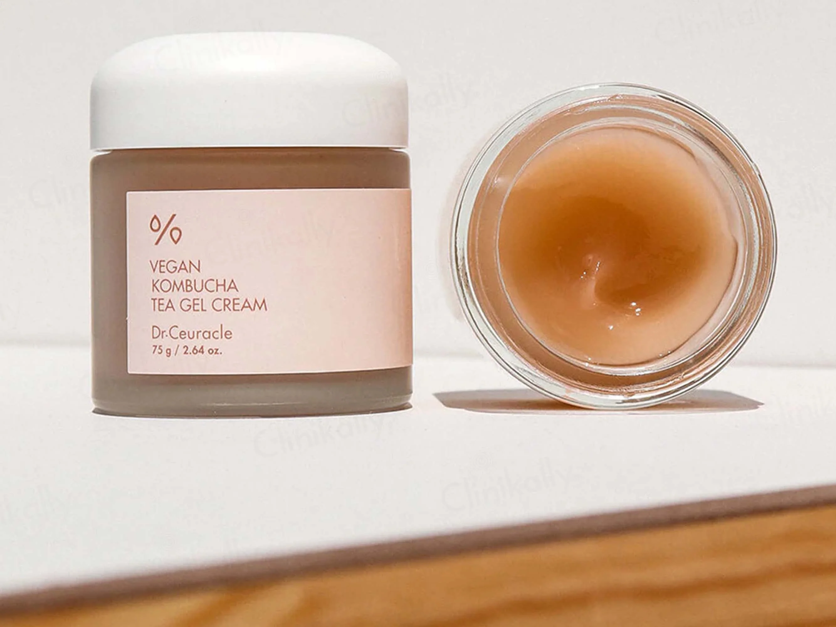 Dr. Ceuracle Vegan Kombucha Tea Gel Cream - Image 2