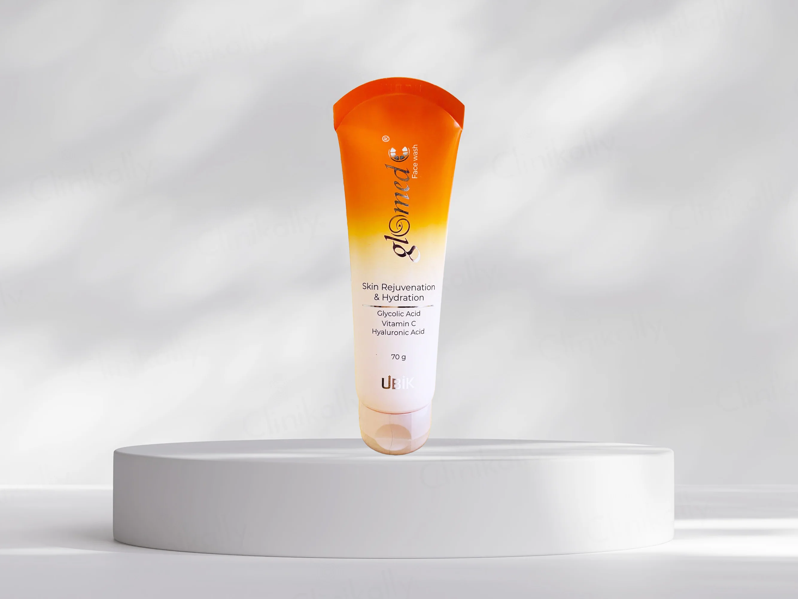 Glomed C Rejuvenating & Skin Lightening Face Wash - Image 3