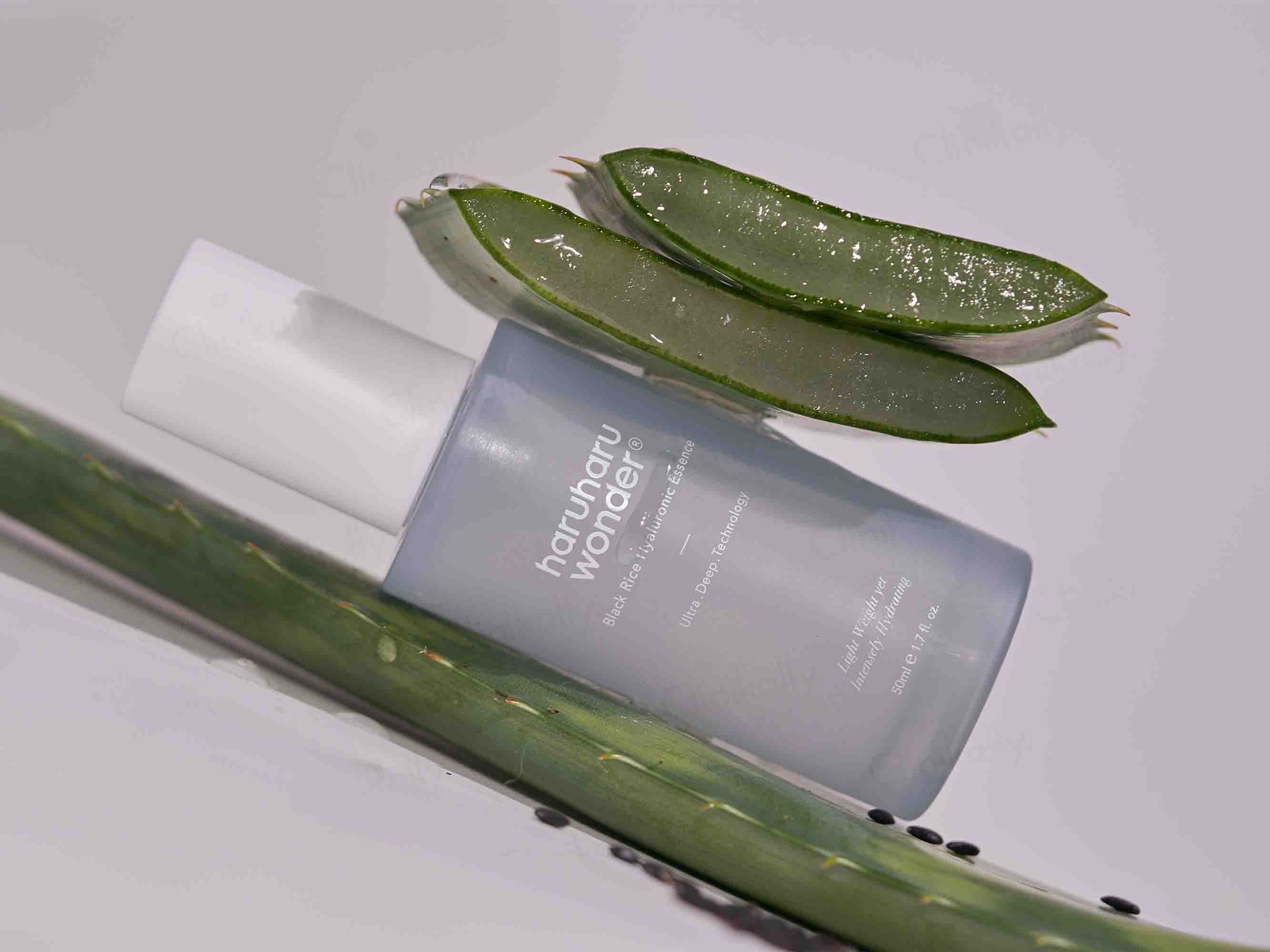 Haruharu Wonder Black Rice Hyaluronic Essence - Image 2