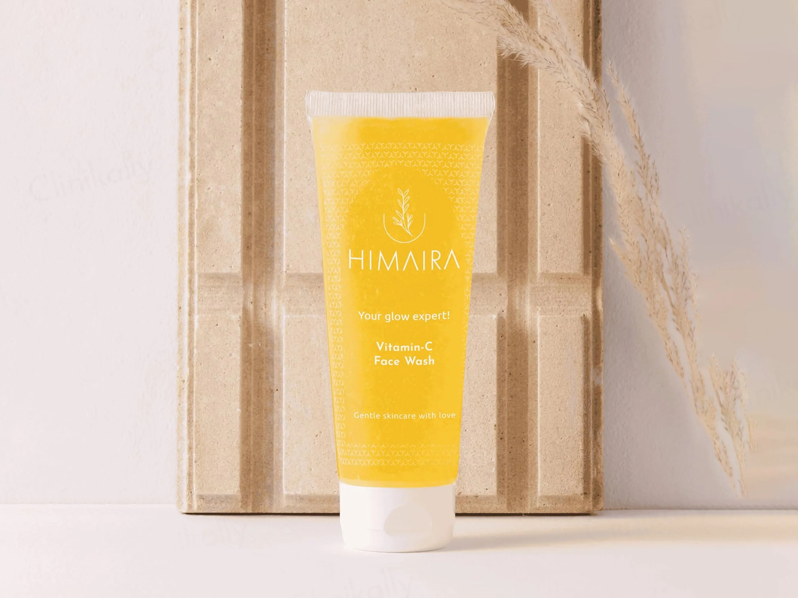 Himaira Vitamin C Face Wash - Image 3