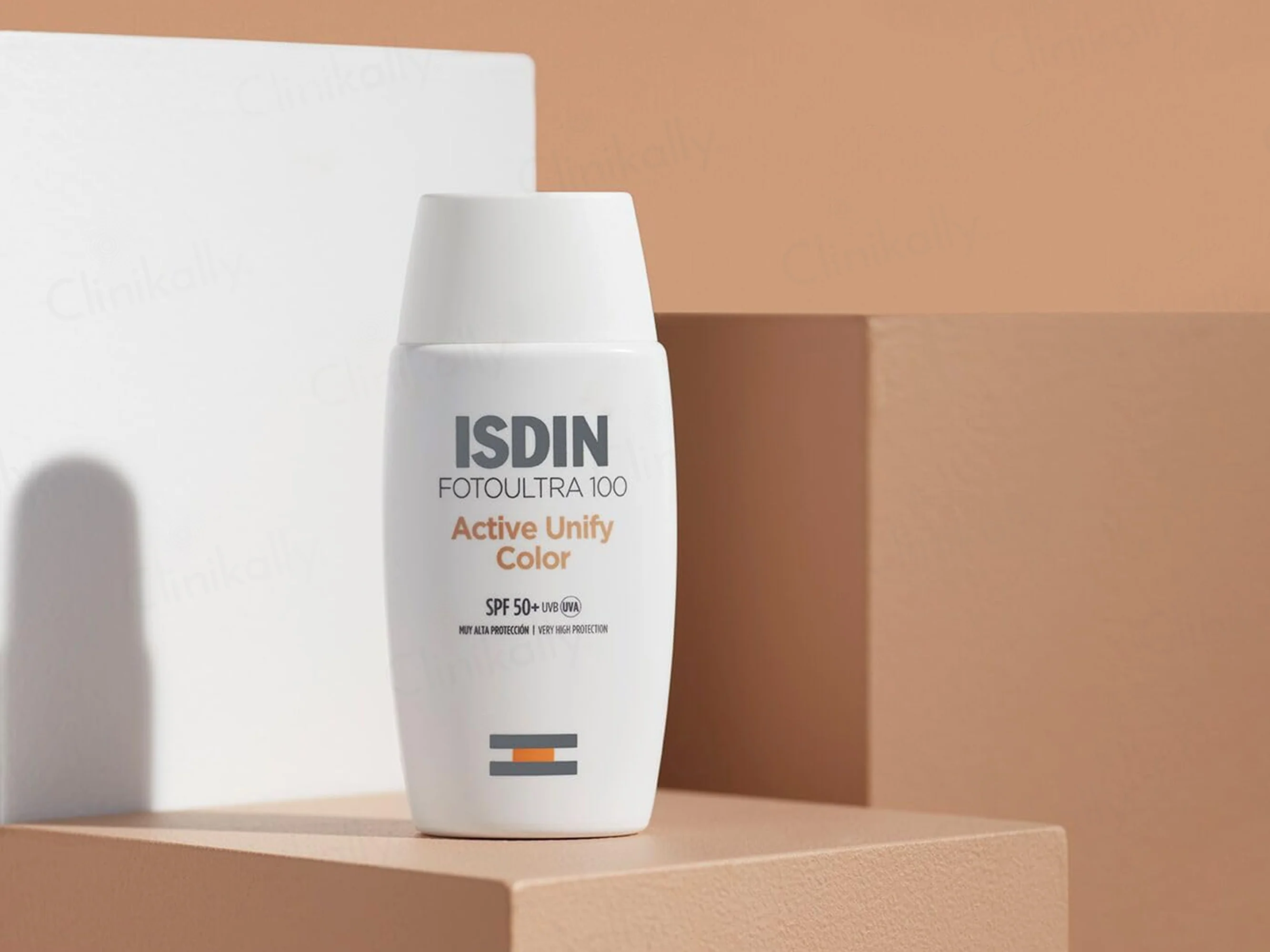 ISDIN Fotoultra 100 Active Unify Color Depigmenting Sunscreen SPF 50+ - Image 2