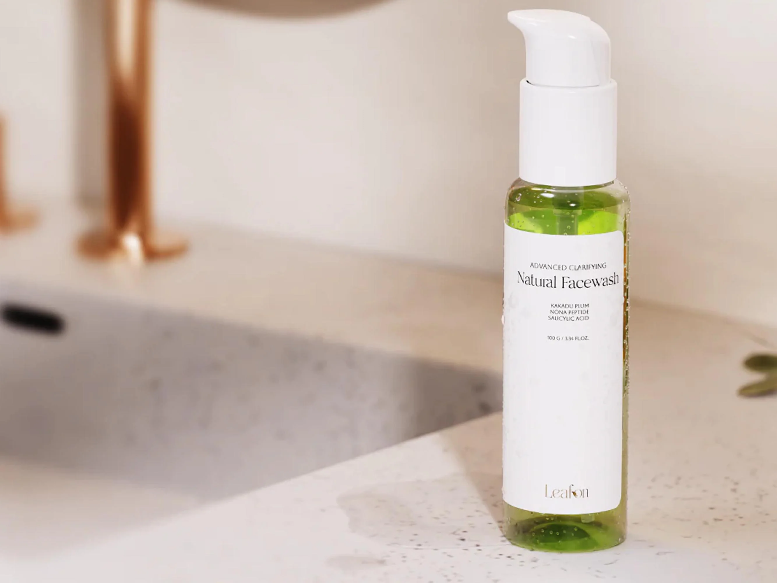 Leafon Advanced Clarifying Natural Facewash - Image 3