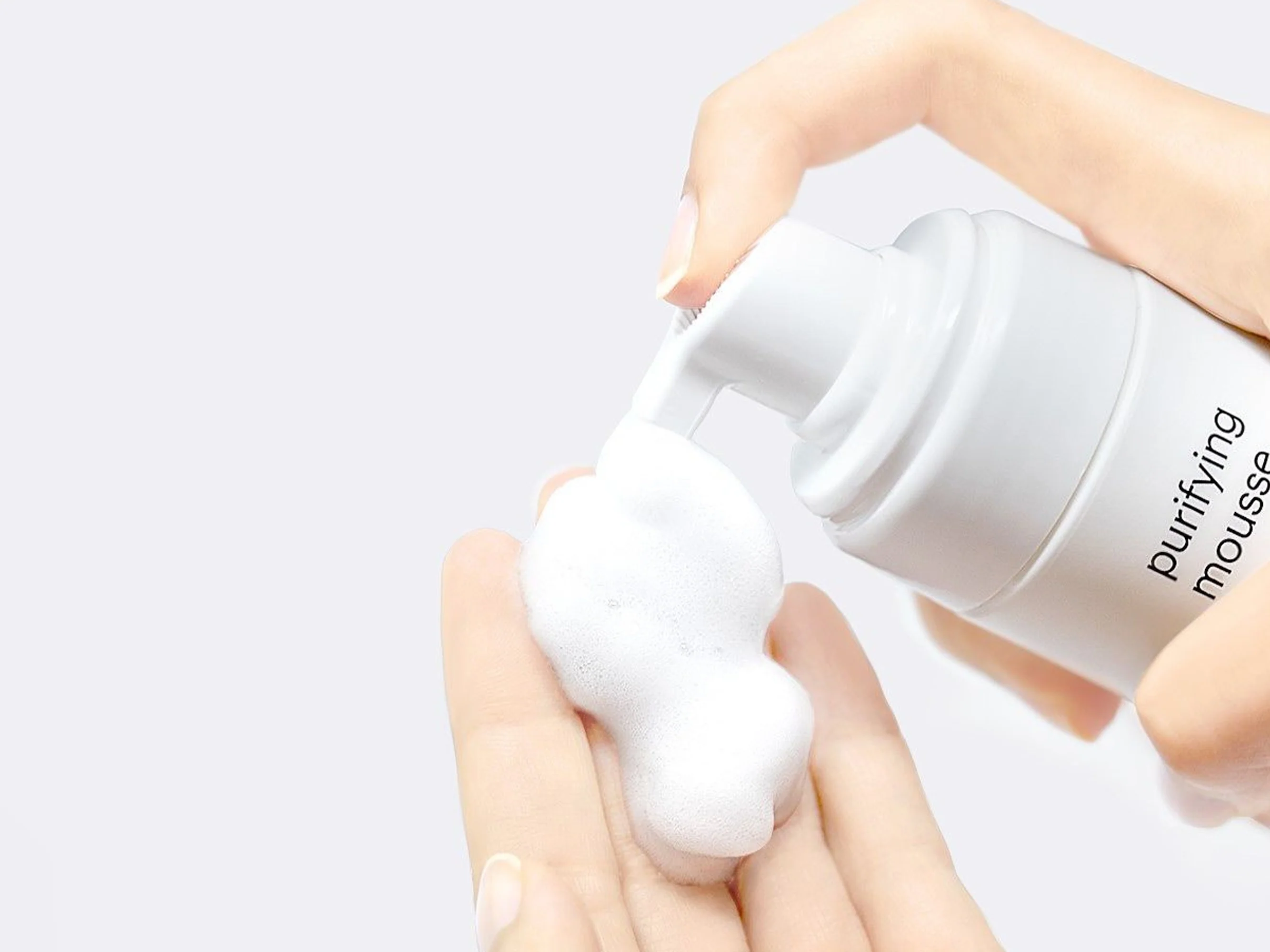 Mesoestetic Anti-Blemishes Purifying Cleansing Mousse - Image 2
