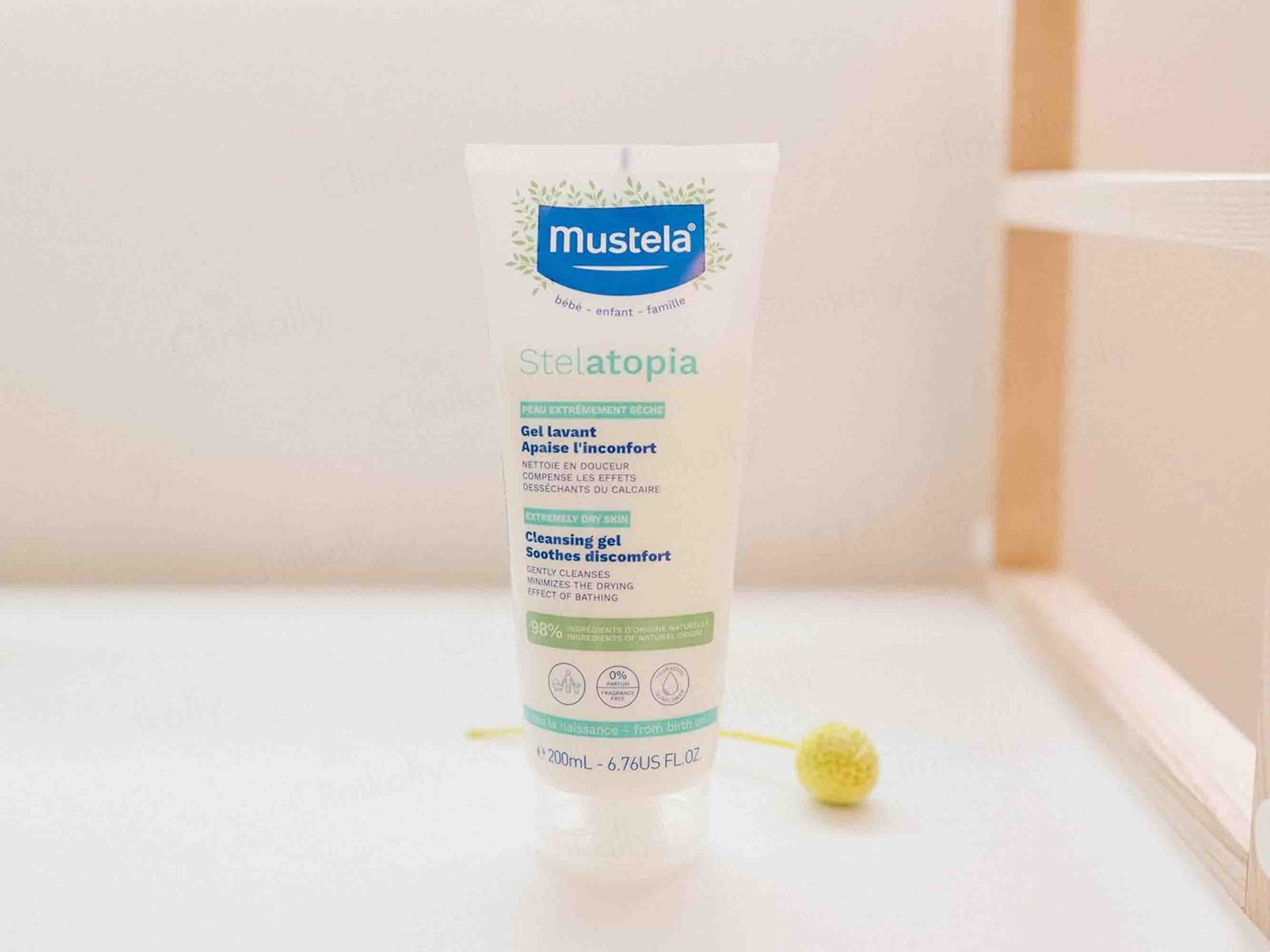 Mustela Stelatopia Cleansing Gel - Image 3