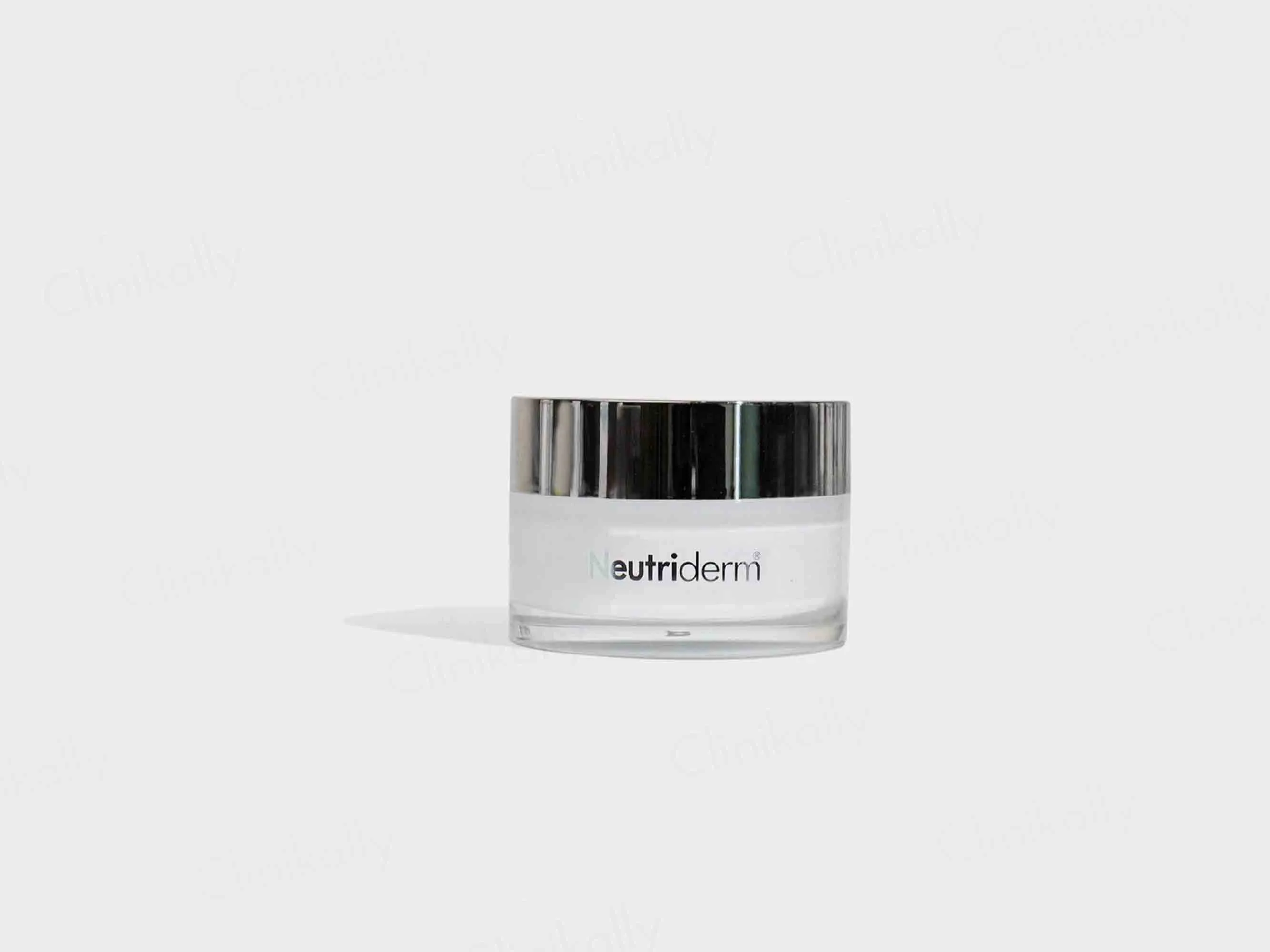 Neutriderm C Scrub Illuminating Exfoliant - Image 3