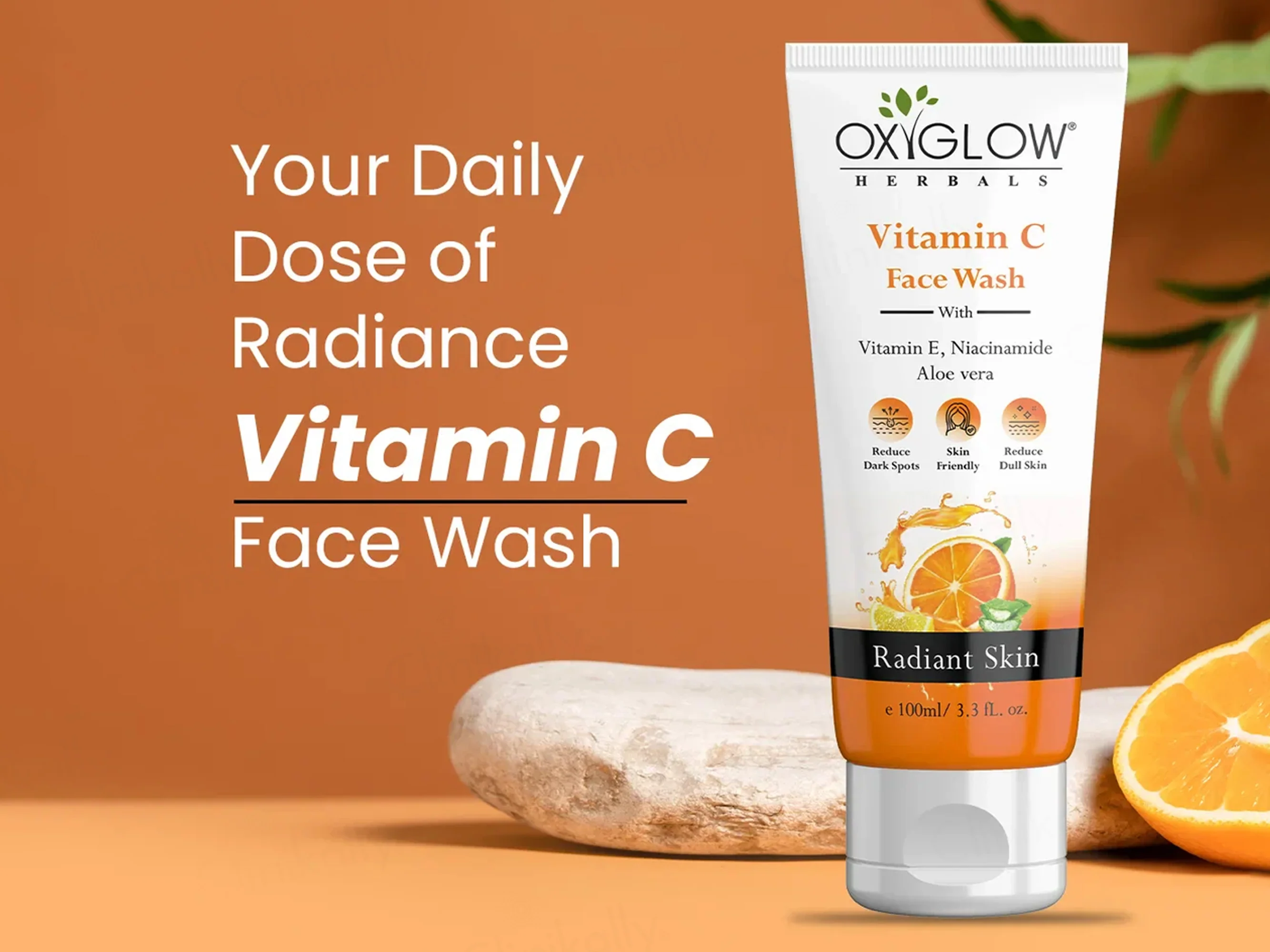 Oxyglow Vitamin C Facewash - Image 4