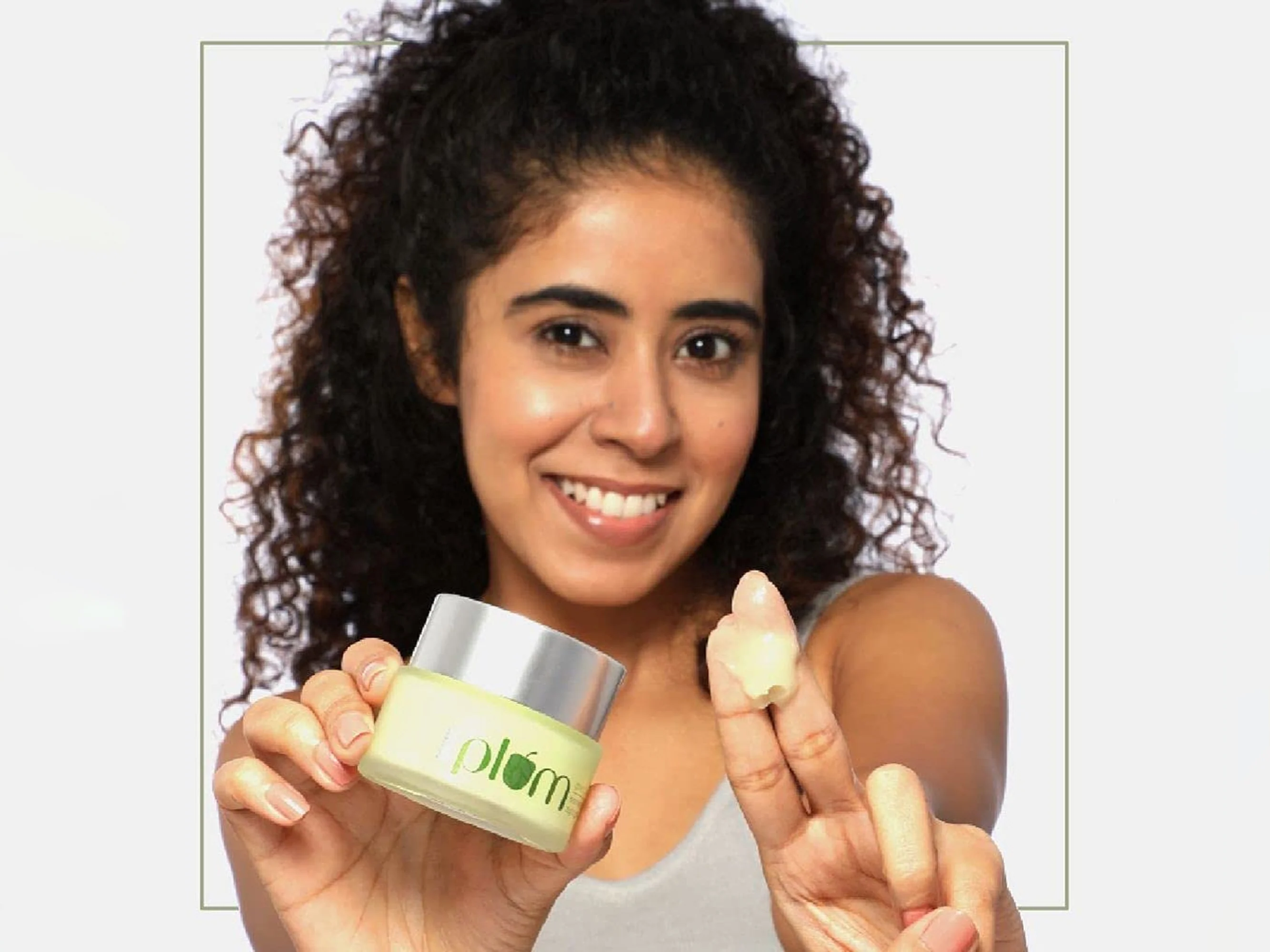 Plum Green Tea Renewed Clarity Night Gel For Balanced Hydration - Image 3